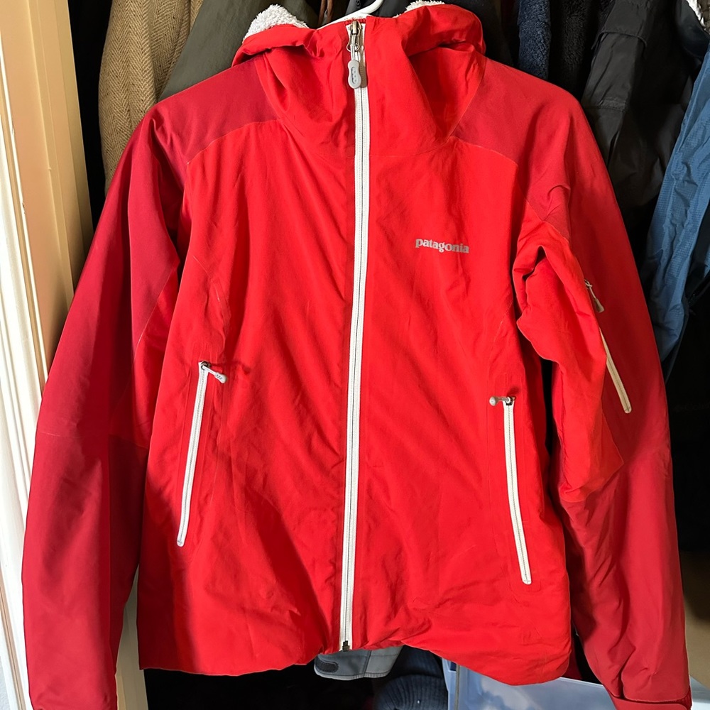 EUC Patagonia women’s jacket size small